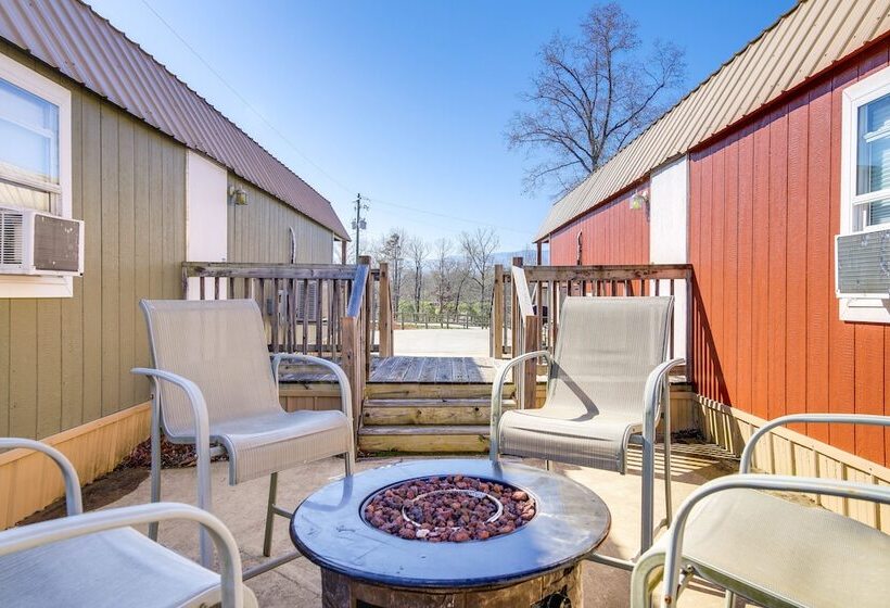 Private Hot Tub & Mountain View: Newport Home