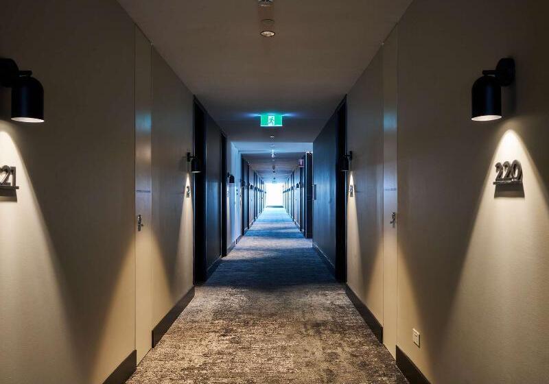 Novotel Melbourne Airport