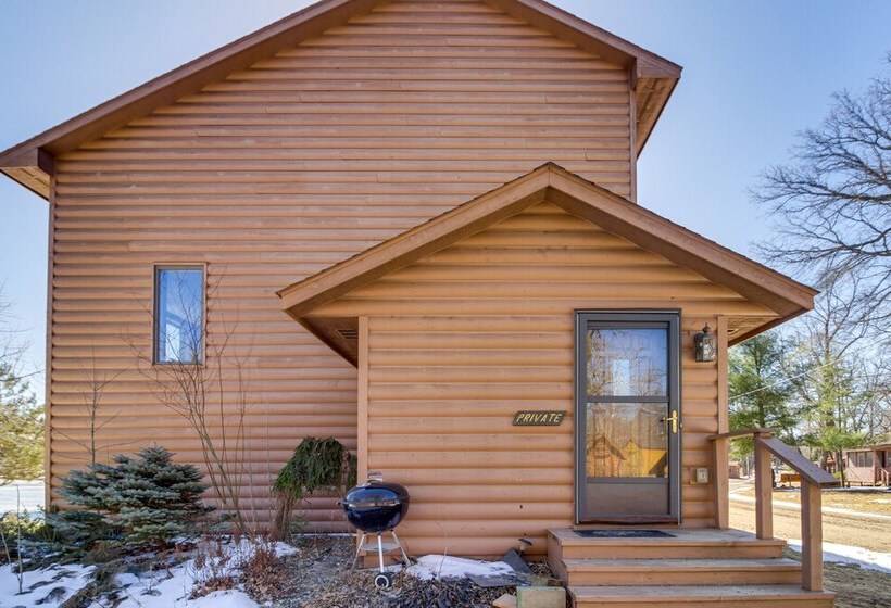 Fire Pit + Lake View: Cozy Park Rapids Cabin