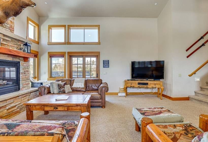 Serene Home W/ Private Hot Tub In Silverthorne