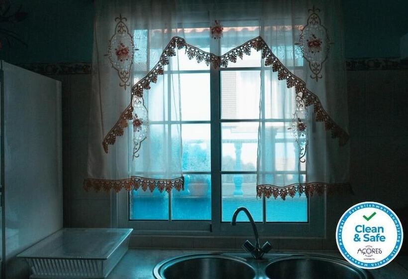 پانسیون Cordeiro S House