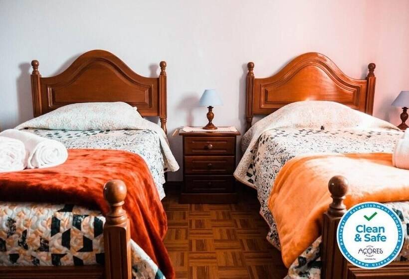 پانسیون Cordeiro S House