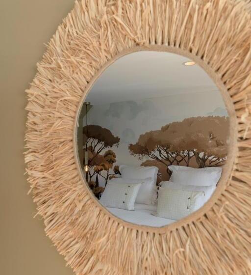 膳宿费 La Peniche   Bed And Bicycle   Aigues Mortes