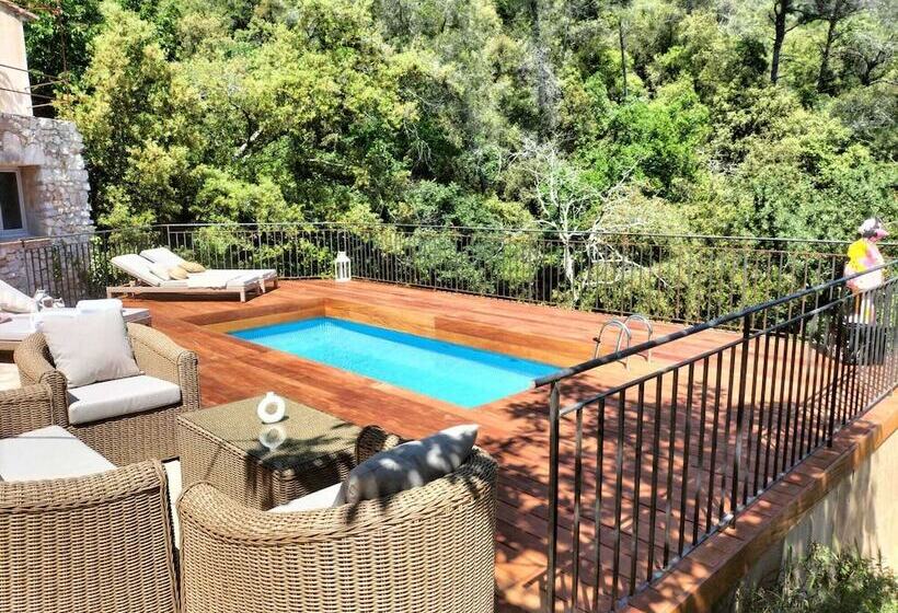 پانسیون Mas Des Arts & Spa