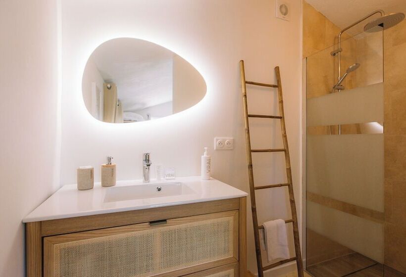 پانسیون Mas Des Arts & Spa