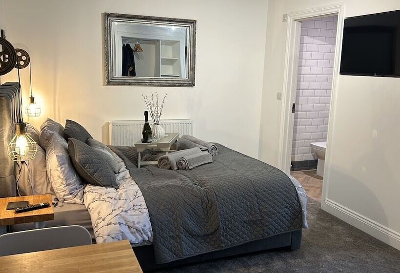 Пансион The Old Stables