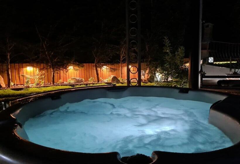 پانسیون Villa Luppo