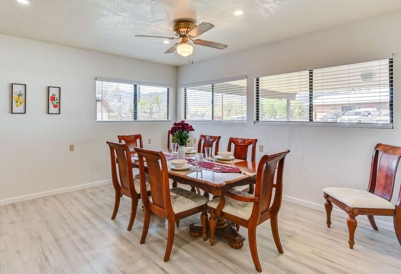 Pet Friendly Camp Verde Home W/ Gas Grill!