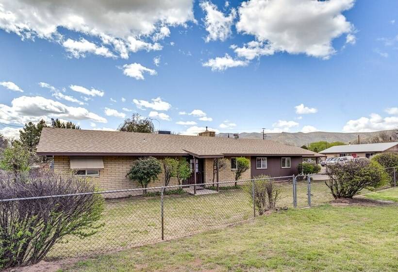 Pet Friendly Camp Verde Home W/ Gas Grill!
