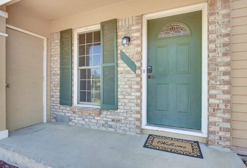 Pet Friendly Colorado Springs Home W/ Mtn Views!