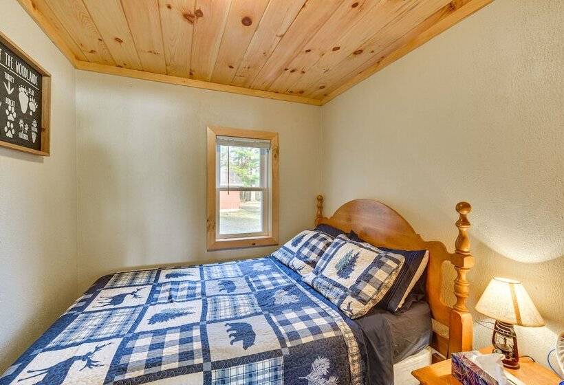 Pet Friendly Couderay Cabin W/ Boat Dock + Grill!