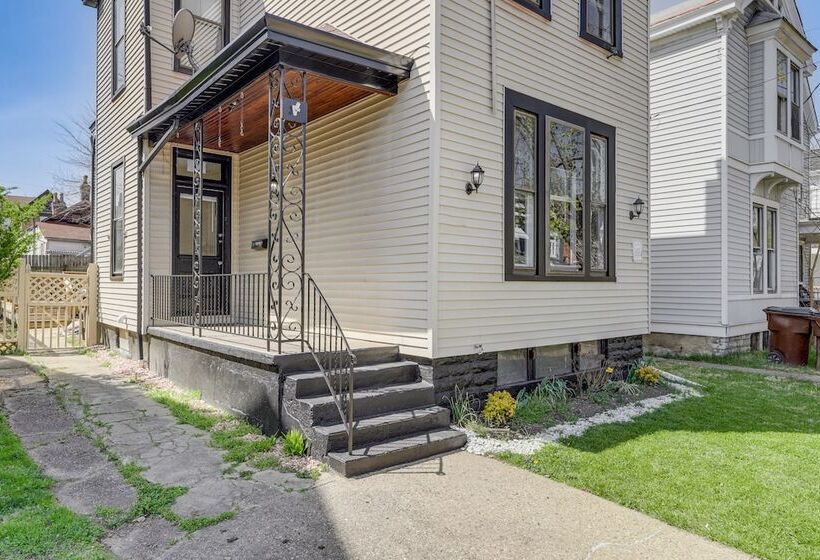 Pet Friendly Kentucky Home W/ Deck & Private Yard!