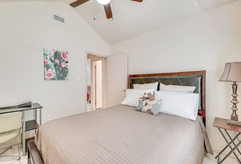 Pet Friendly San Juan Home W/ Private Yard & Grill