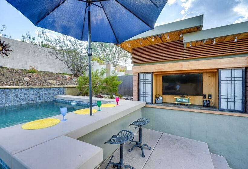Phoenix Home W/ Private Oasis: Walk To Lookout Mtn