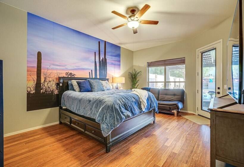 Phoenix Home W/ Private Oasis: Walk To Lookout Mtn