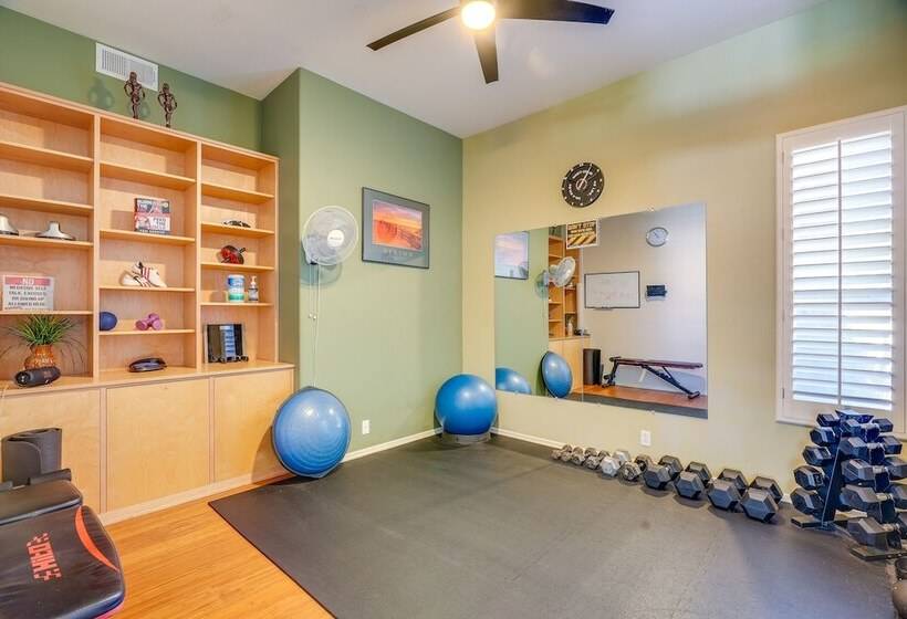 Phoenix Home W/ Private Oasis: Walk To Lookout Mtn