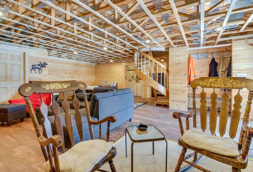 Private Bethel Cabin W/ Covered Deck: 5 Mi To Town