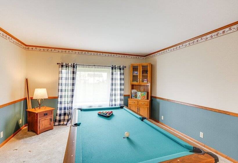 Quiet Greenwich Home W/ Pool + Screened Porch!