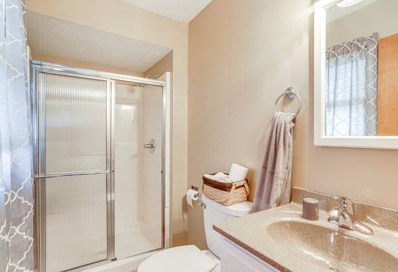 Quiet Greenwich Home W/ Pool + Screened Porch!