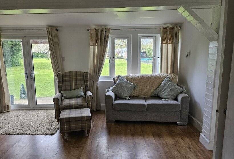 Remarkable 1 Bed Cabin In Dunmow