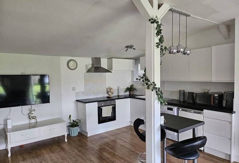 Remarkable 1 Bed Cabin In Dunmow