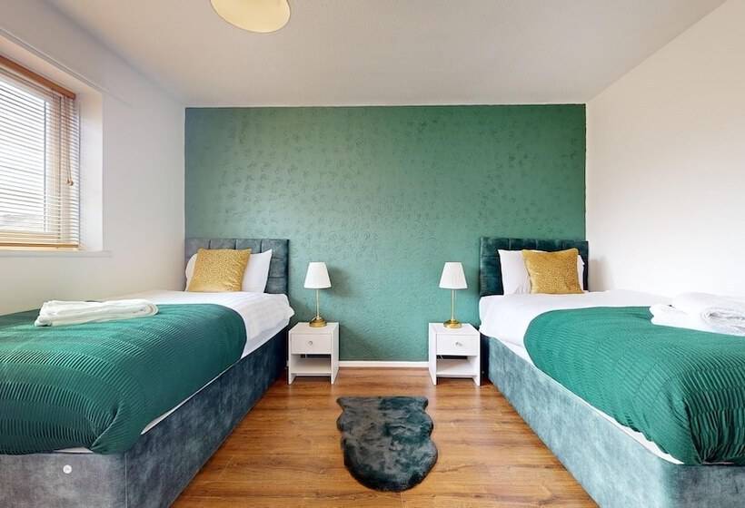 레지던스 Entire 3 Bed Home In Basildon Sleeps Up To 6