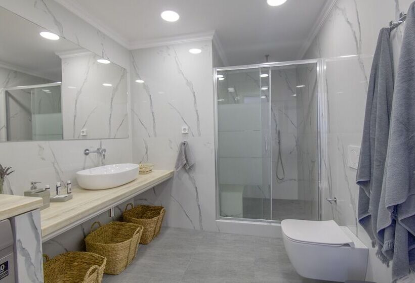 דירת נופש Arethousa House