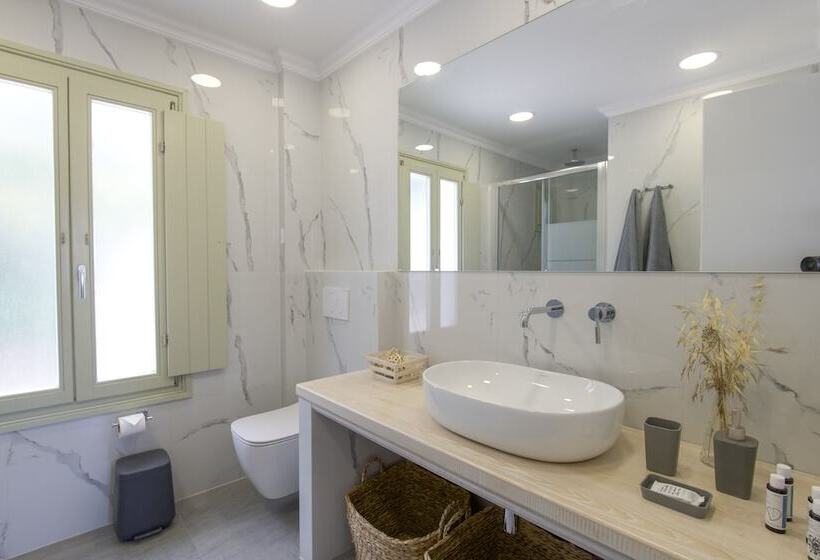 דירת נופש Arethousa House