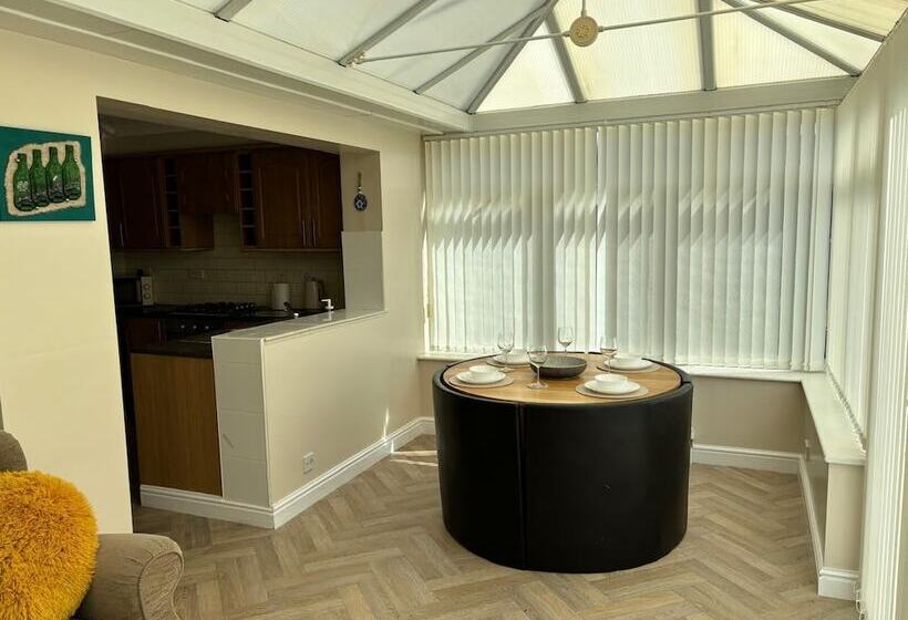 Резиденция Bungalow 2bed 1bath Petfriendly Parking