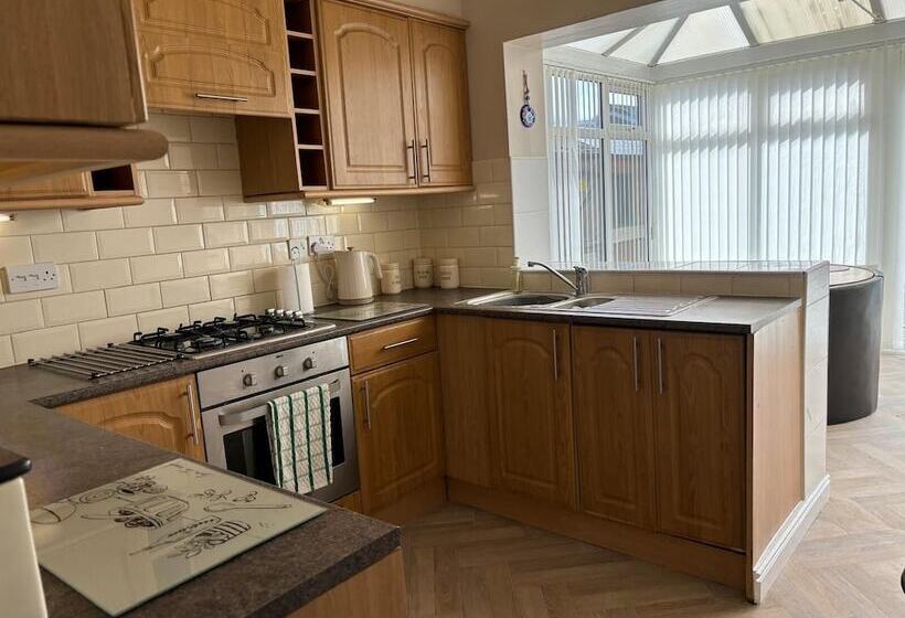 Резиденция Bungalow 2bed 1bath Petfriendly Parking