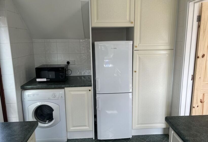 Резиденция Charming 3 Bed House In Leighton Buzzard