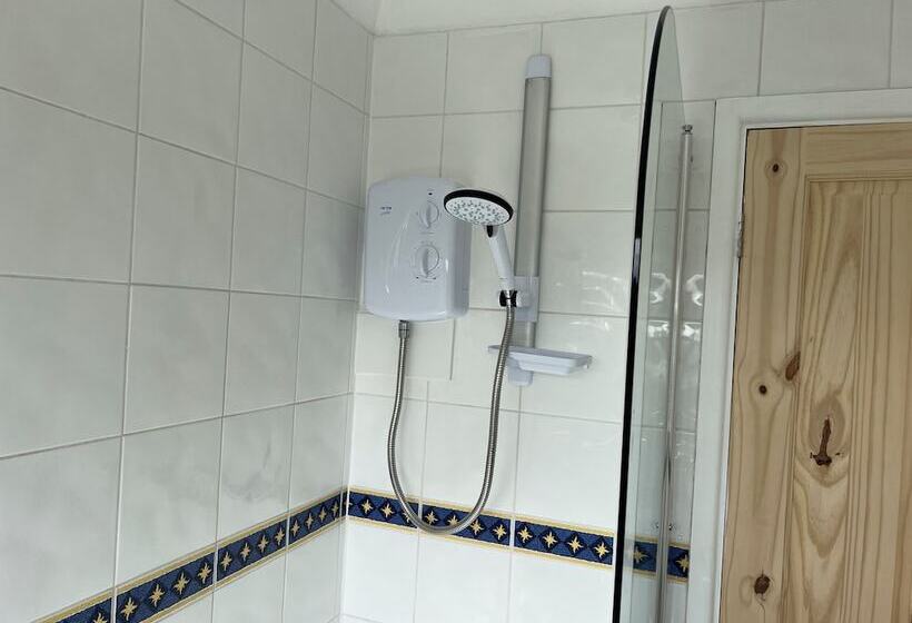 Резиденция Charming 3 Bed House In Leighton Buzzard