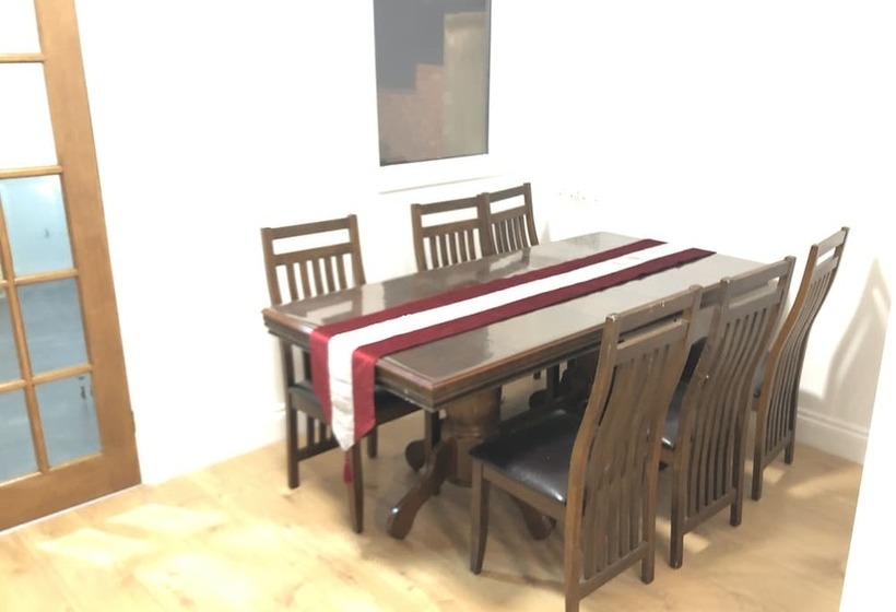 레지던스 Golden Villa   Charming 3 Bed House In Uxbridge