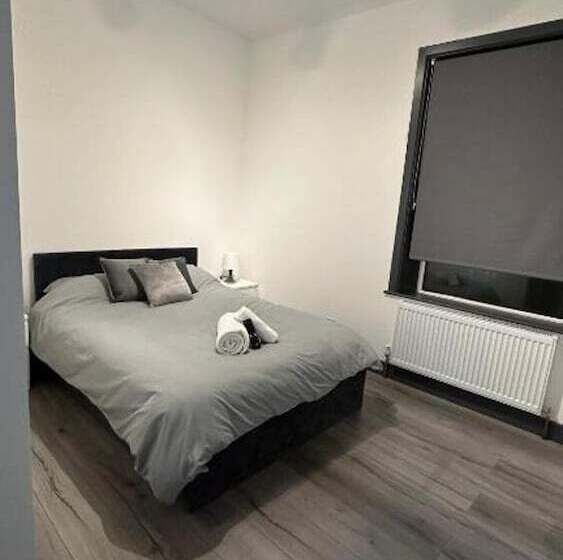Резиденция Modern 2 Bed Near Turf Moor Football Stadium