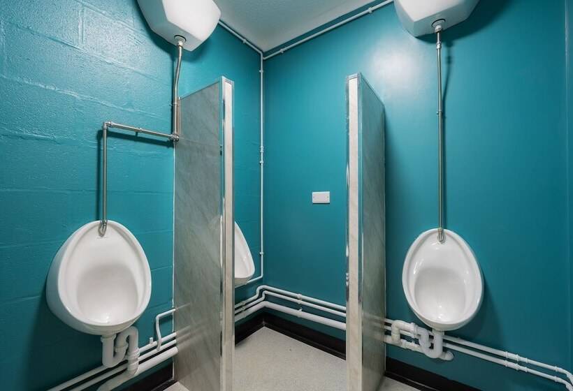 Резиденция Bunkhouse/20bedroom/sleeps85/4acre/gamesroom/wifi