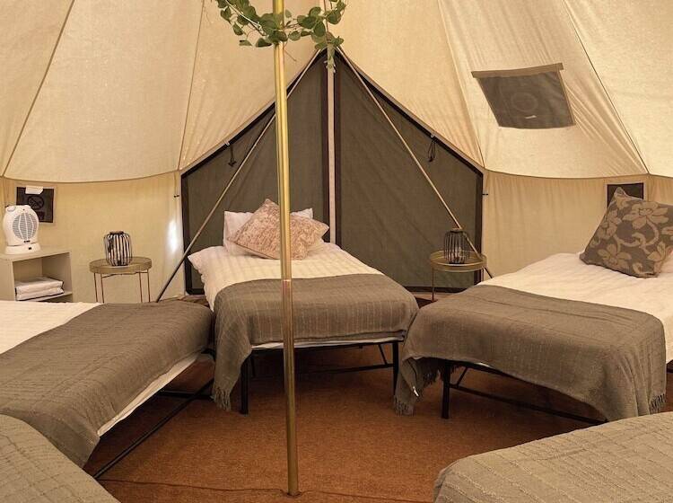 منتجع Bell Tent Village