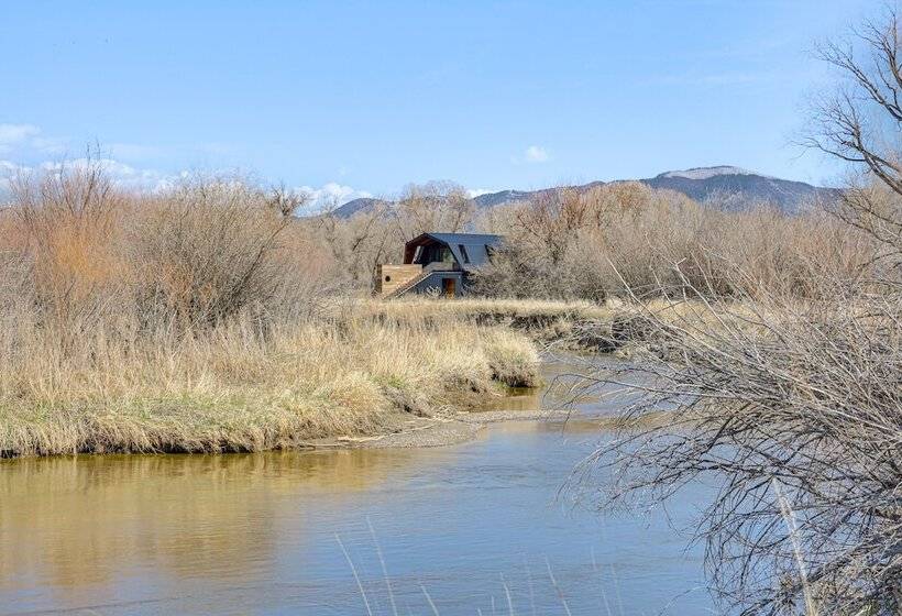 Riverfront Montana Retreat   Deck, Fire Pit & Pond