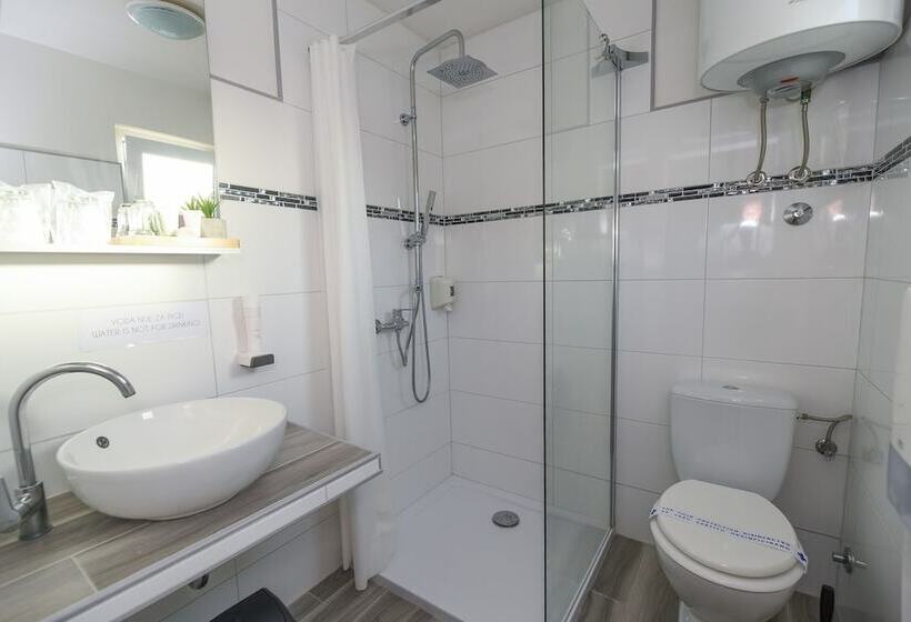 Rooms Konoba Spavalica