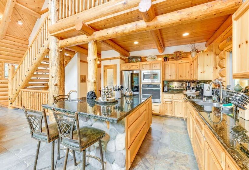 Shaver Lake Mountain Cabin W/ Hot Tub & Gas Grill!