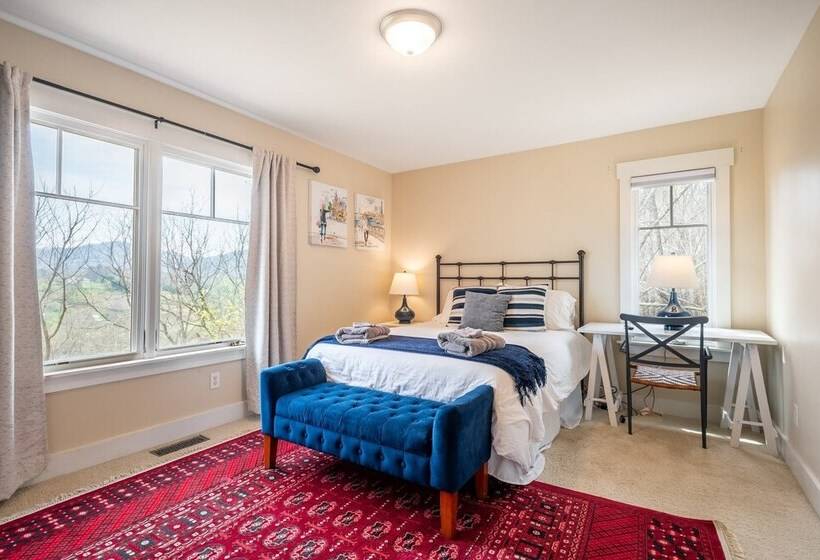 Silver Spoon By Avantstay Hot Tub, Views, Billiards Group Retreat