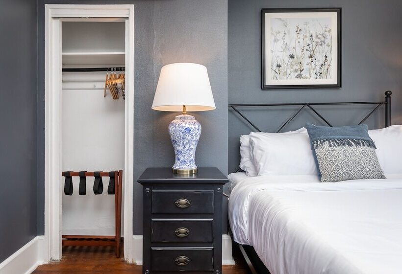 Sojourn At The Legacy Inn