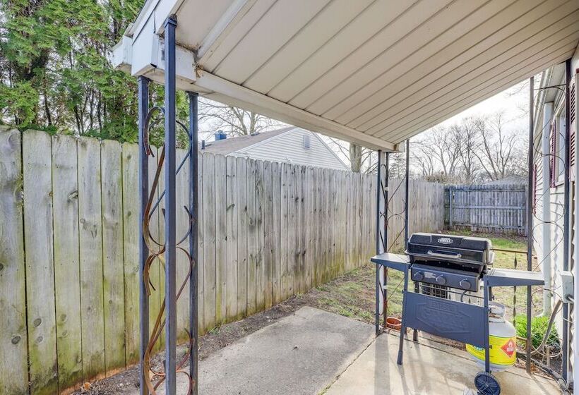 South Bend Home W/ Gas Grill Near Universities!