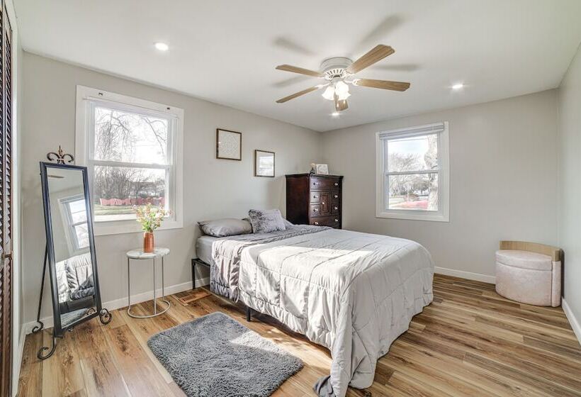 South Bend Home W/ Gas Grill Near Universities!