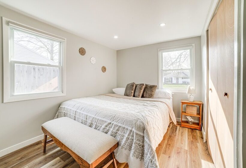 South Bend Home W/ Gas Grill Near Universities!