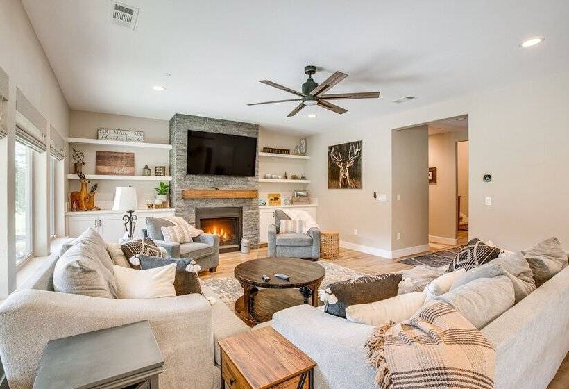 Spacious Arnold Cabin W/ Patio & Gas Grill!