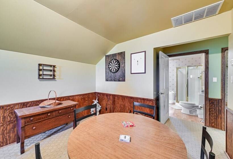 Spacious Ewing Retreat W/ Game Room & Fireplace!