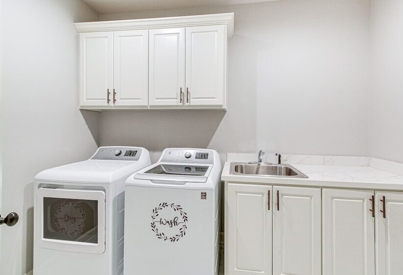 Spacious Hot Springs Village Home < 1 Mi To Lake!