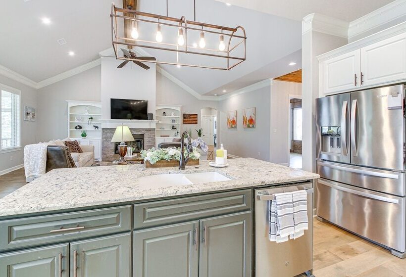 Spacious Hot Springs Village Home < 1 Mi To Lake!