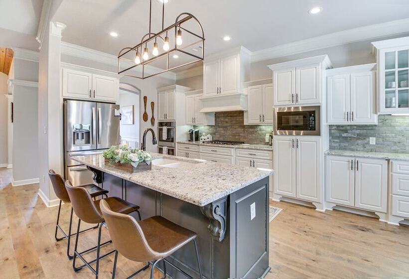 Spacious Hot Springs Village Home < 1 Mi To Lake!