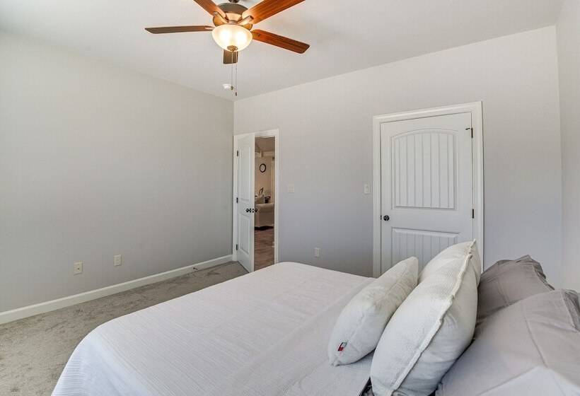 Spacious Hot Springs Village Home < 1 Mi To Lake!